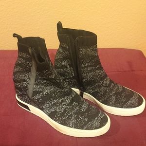 DKNY Cali Wedge Knit Sneaker Bootie